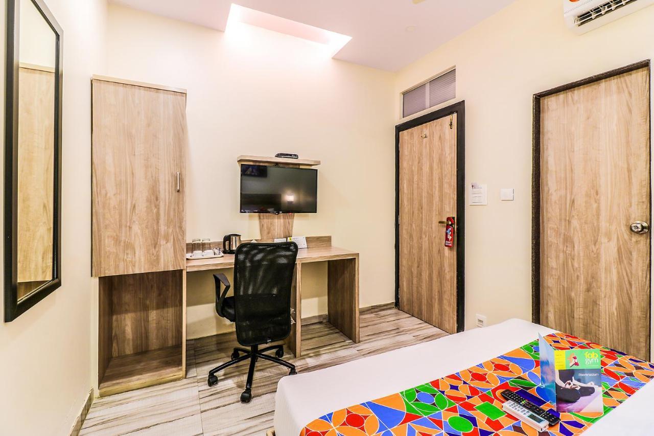 Fabhotel Aksa International - Nr Mumbai International Airport מראה חיצוני תמונה